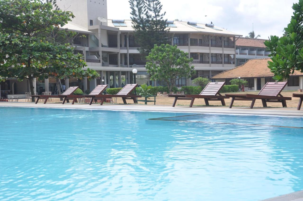 Laya Beach Wadduwa Exterior photo