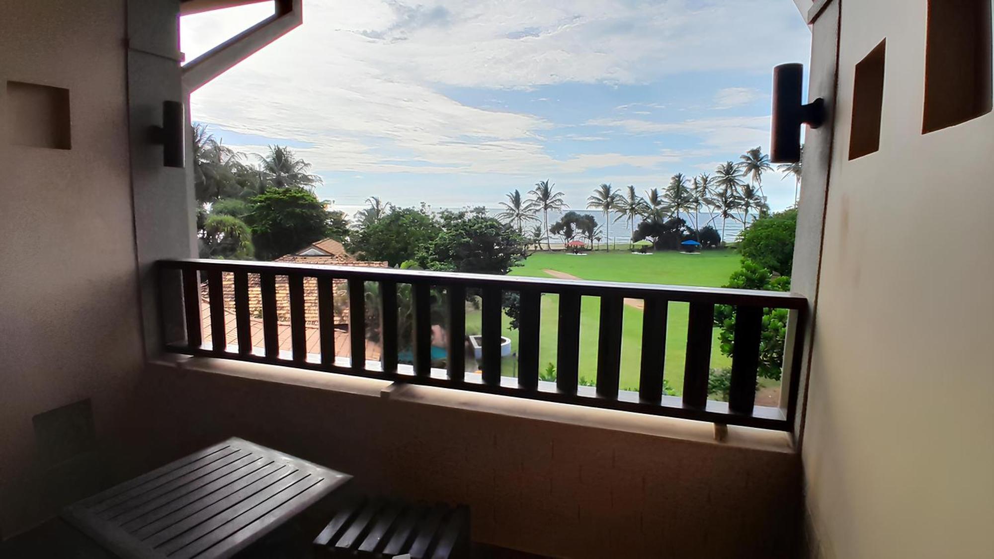 Laya Beach Wadduwa Exterior photo